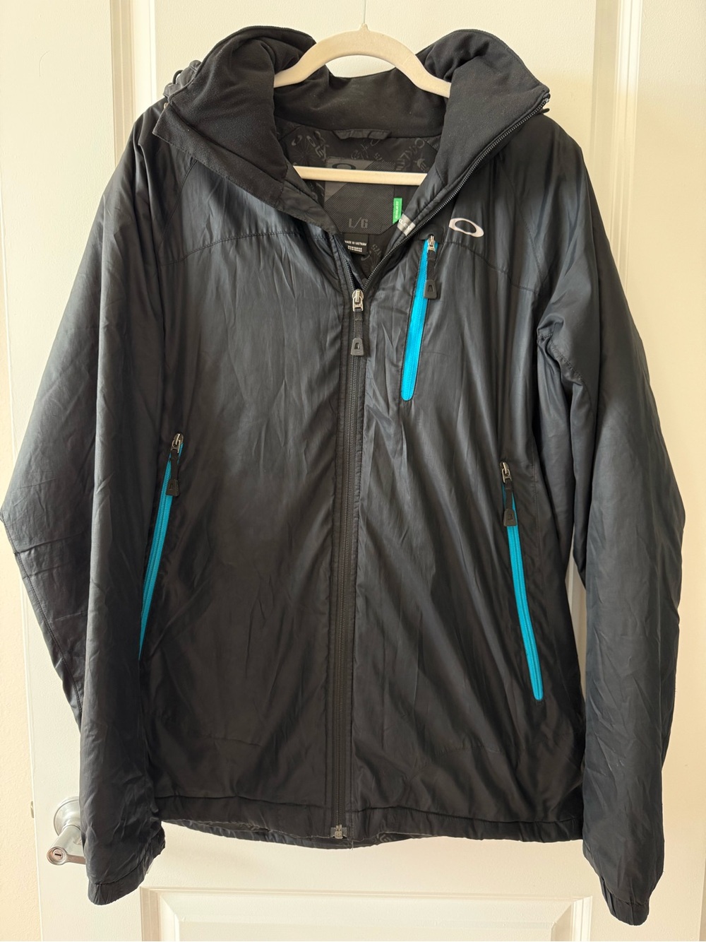 Oakley Men's Black Hooded Skii Jacket